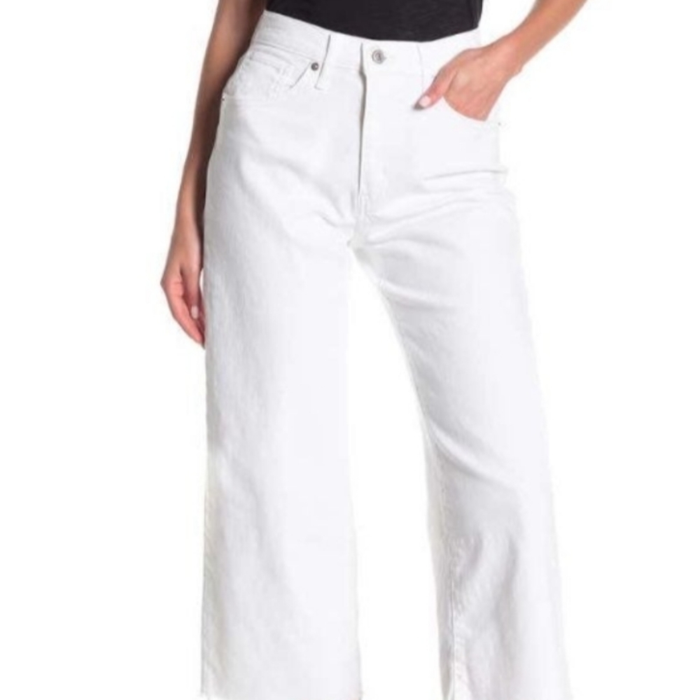 Levi's White Low Rise Wide Leg Jeans Cropped